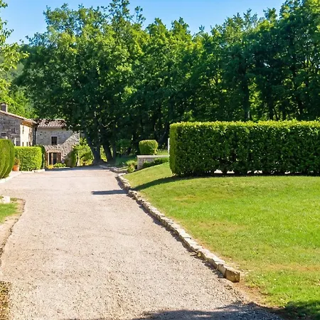 Avec Piscine Privee A Vacheres, 130 M² * Vachères